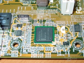 Asus P4C800-E Deluxe - Intel CSA Gigabit LAN