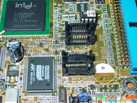 Asus P4C800-E Deluxe - Promise und ICH5R Raid