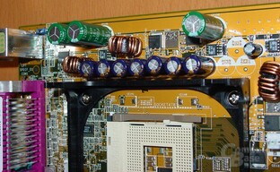 Asus P4C800-E Deluxe - Spannungswandler