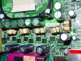 EPoX EP-4PCA3+ - Spannungswandler