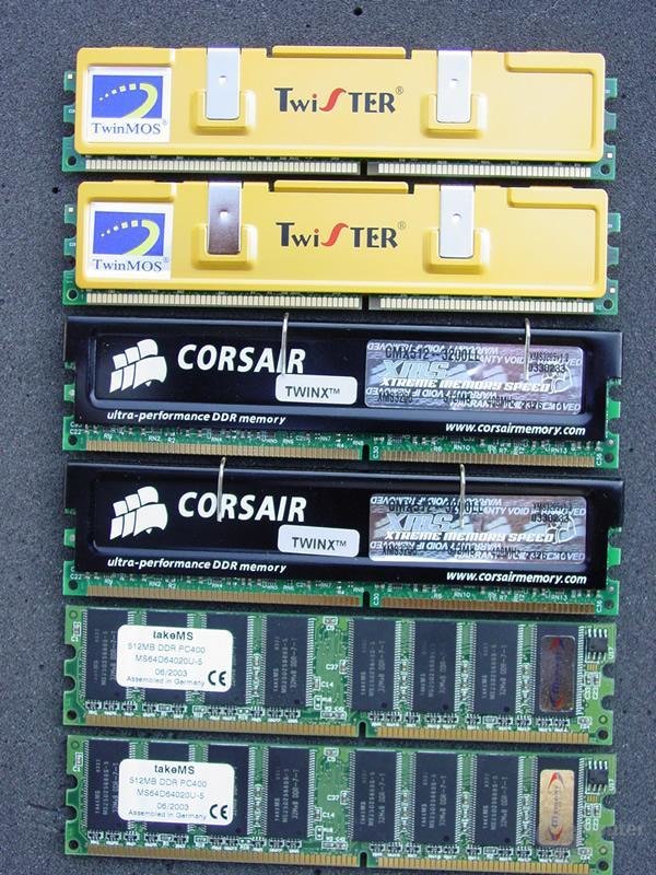 Normale DDR400 Module von Twinmos, Corsair und TakeMS