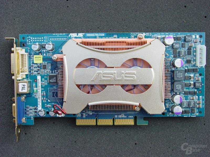 Asus GeForce FX 5900 Ultra Grafikkartr