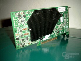 Inno3D FX5900 Ultra von unten