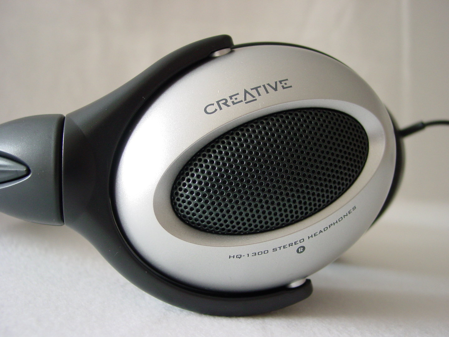 Creative HQ-1300