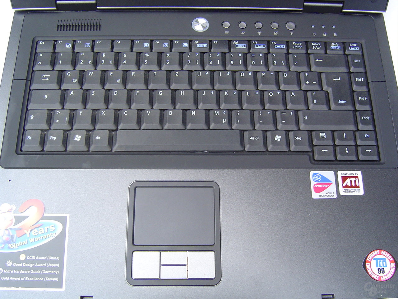 Asus M68Ne: Tastatur und Touchpad