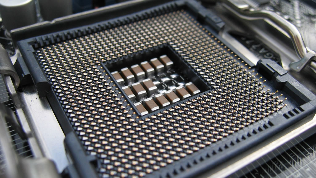 Intels Zukunfts-Plattform im Test: Sockel 775, PCI Express und DDR2