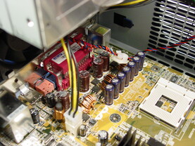 Asus S-presso S1-P111 Deluxe - Installation - MOSFETs, Sockel, 12V Stecker und Anschlüsse