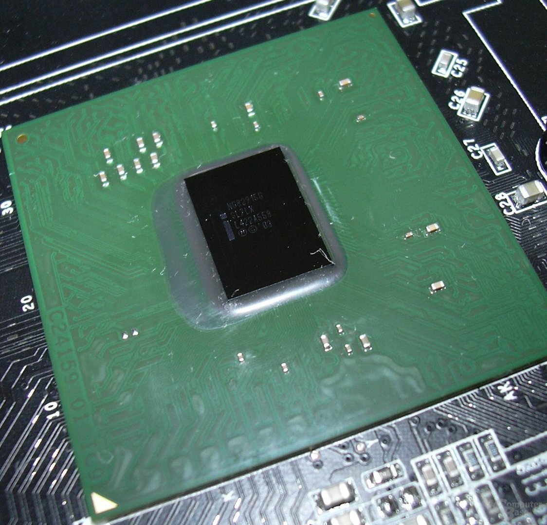 Intel GMA900 "GPU"