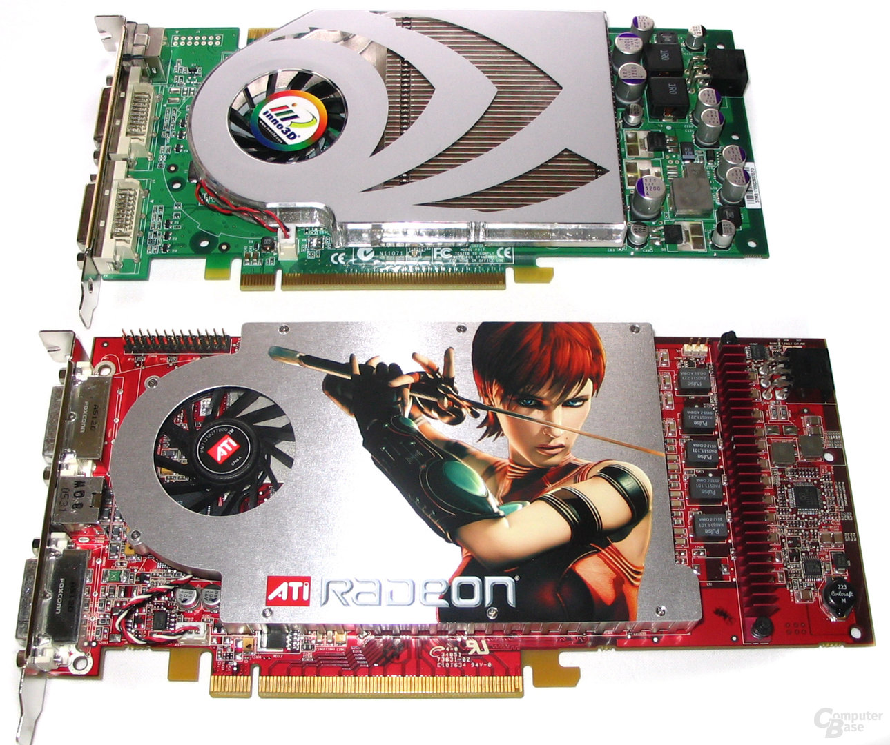 Größenvergleich: Radeon X1800 XL und GeForce 7800 GT
