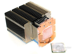 Silikonwärmeleitpaste zwischen CPU und Kühler