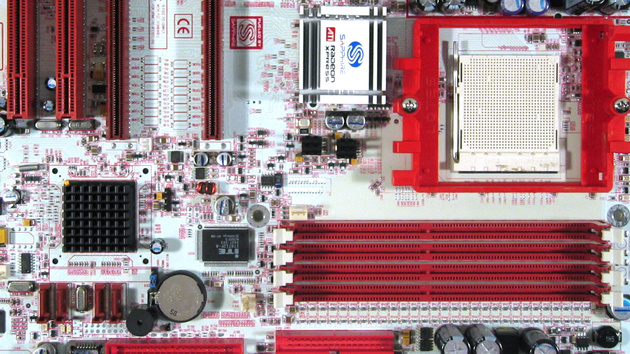 Sapphire PC-A9RD480 im Test: Mainboard mit CrossFire im Praxischeck