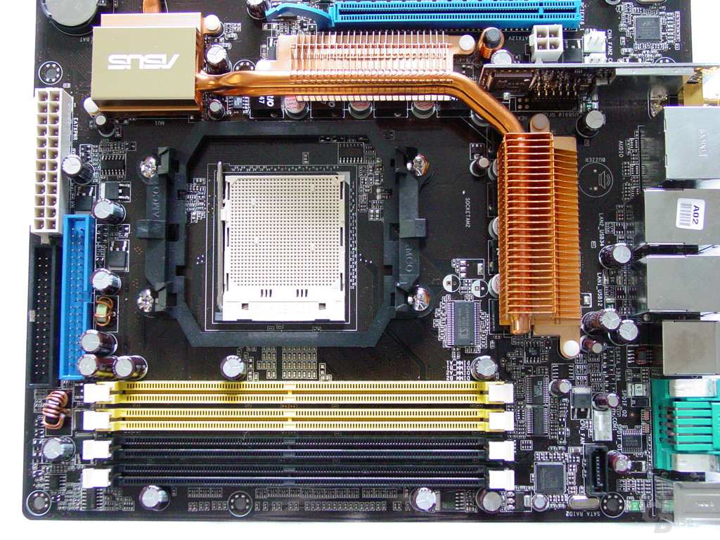 Asus M2N32-SLI Deluxe Wireless Edition