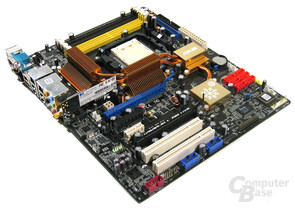Asus M2N32-SLI Deluxe