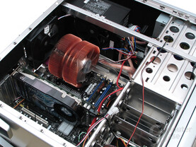 Blick ins Testsystem für VGA-Kühler
