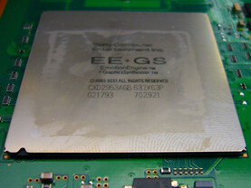 PlayStation 3: Blick ins Innere: EE+GS-Chip | Quelle: http://pc.watch.impress.co.jp
