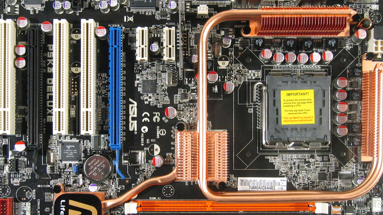 Asus P5K3 Deluxe im Test: Intels P35 mit DDR3-Speicher