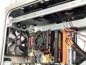 Cooler Master Cosmos – System
