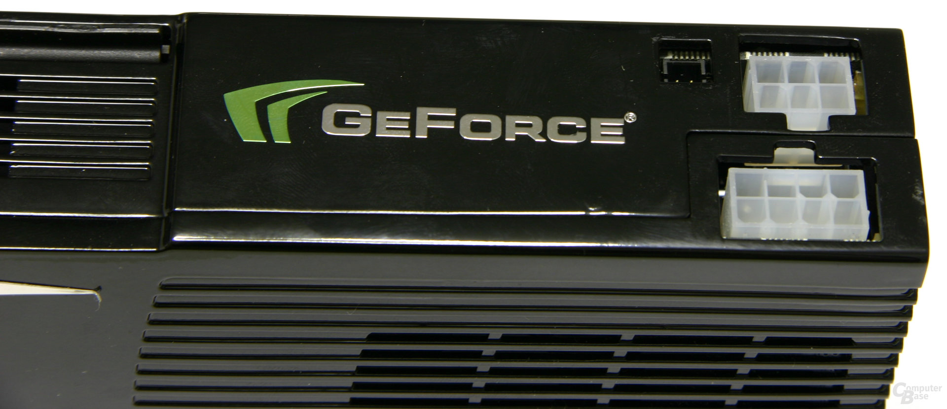GeForce 9800 GX2 Stromanschlüsse