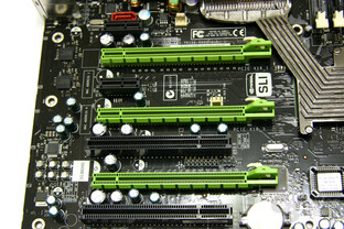 nForce 790i Ultra SLI PCIe-Slots