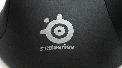 Steelseries Ikari im Test: Pfiffige Spielermaus aus Dänemark