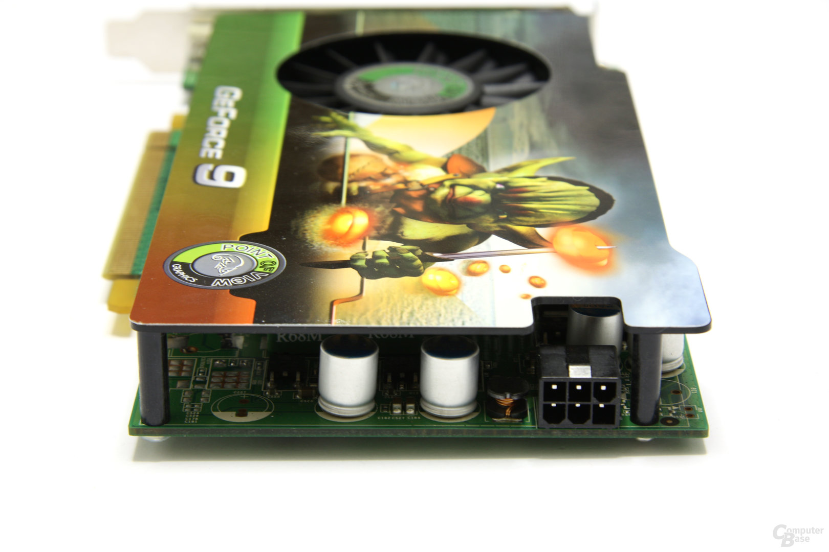 GeForce 9600 GSO Stromanschluss