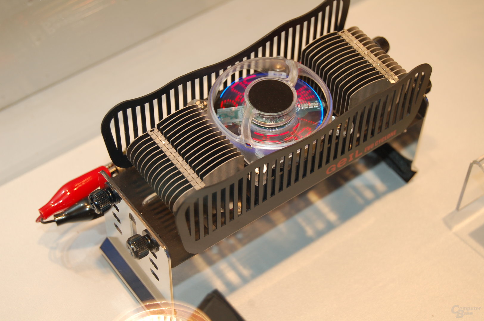 Prototyp des Evo Cyclone Hybrid Cooling Systems