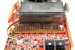 Radeon HD 4870 PCS+ Kühler Spannugswandler