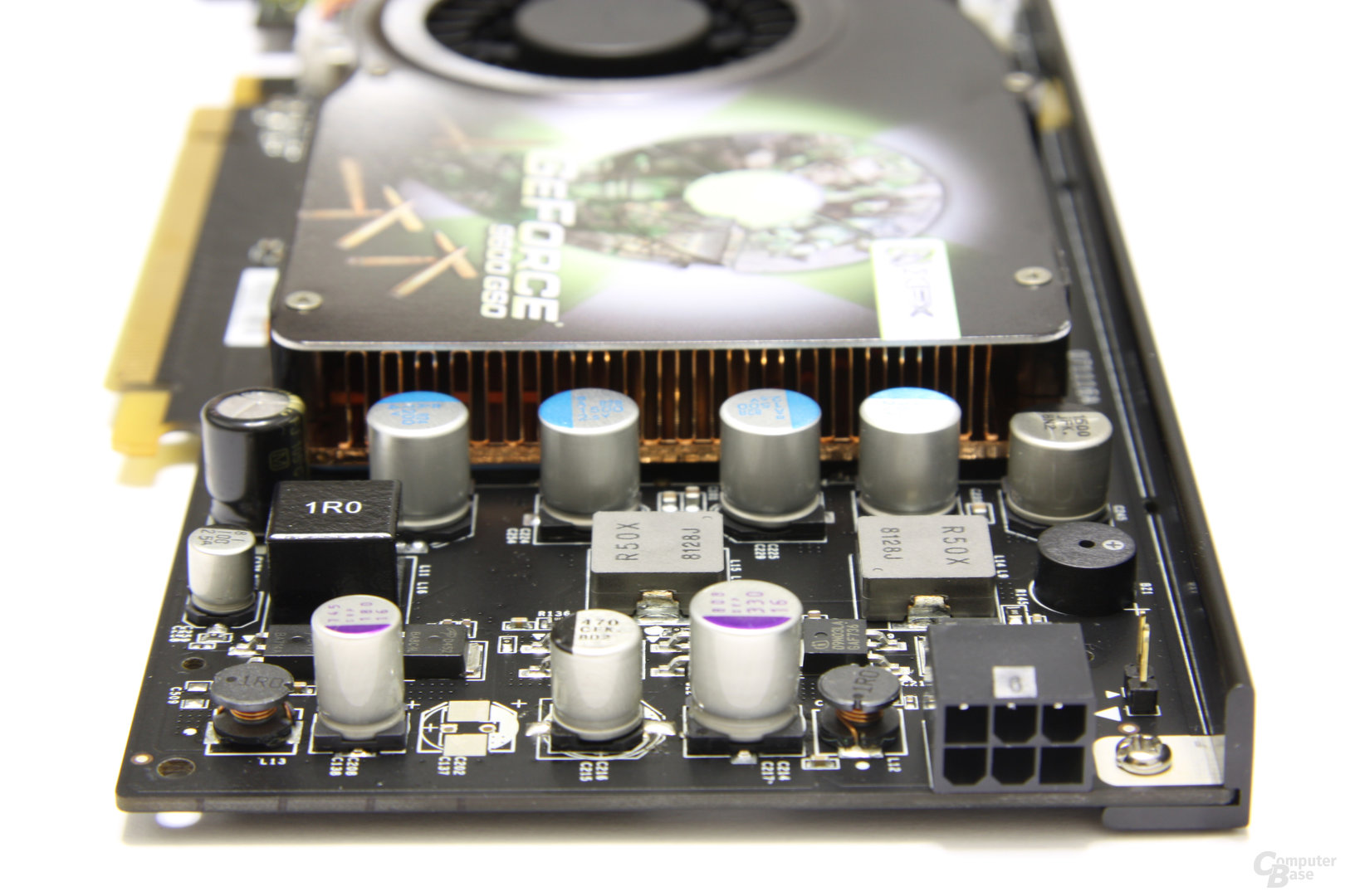 GeForce 9600 GSO 680M XXX von hinten