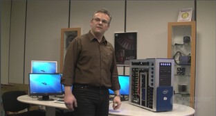 Ein Mann und seine Maschine