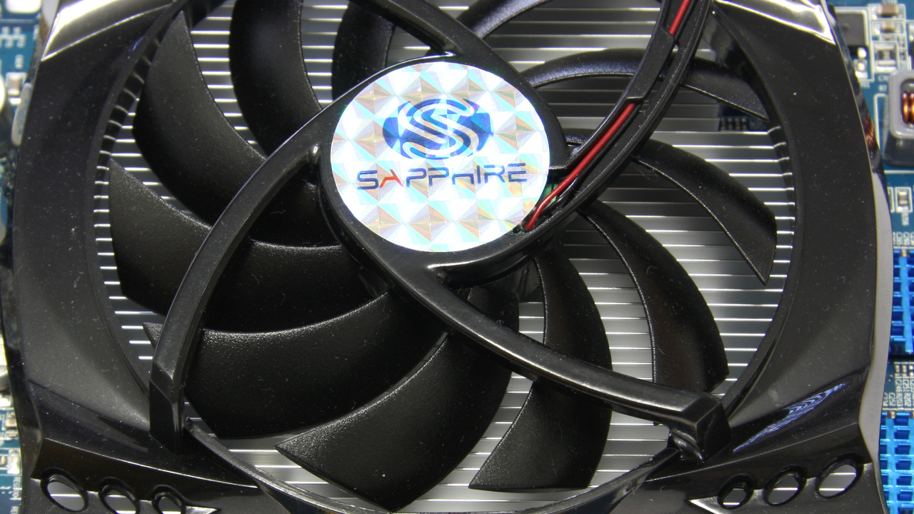 2 × HD 4670 im Test: Sapphire mit passivem und GDDR4-Exoten