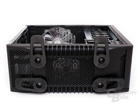 Cooler Master Storm Sniper – Unterseite