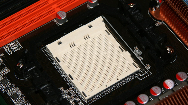 AMD Phenom II X4 945 und 955 Black Edition im Test: Angriff auf die Spitze