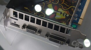 Garfikkarte mit DVI, VGA und Standard-HDMI