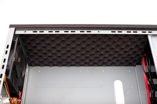 NZXT Whisper – Dämmung