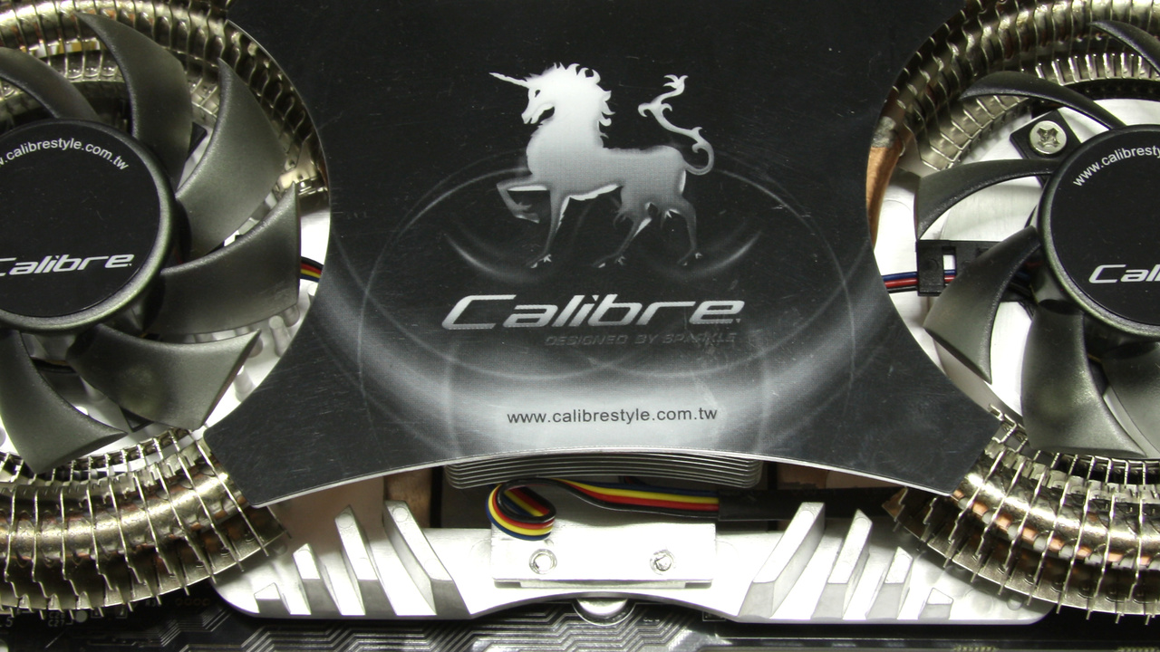 Calibre X265 im Test: Spakles GeForce GTX 260, die mehr eine GTX 275 ist