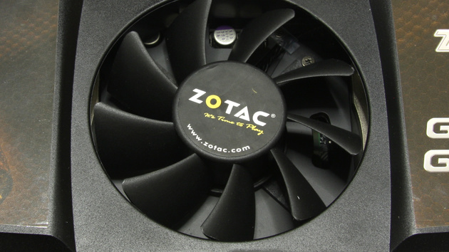 GeForce GTX 295 im Test: Überarbeitete Zotac-Karte funktioniert besser