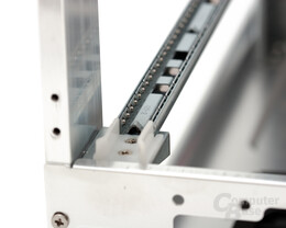 Cooler Master ATCS 840 – Mainboardtray-Lagerung