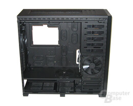 Corsair Obsidian 800D – Innenraum ohne Abdeckungen