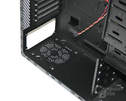 NZXT Gamma – Lüftungslöcher Netzteil