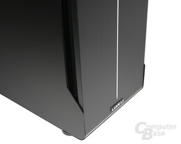 Lian Li TYR Super-Case PC-X2000BW – Schriftzug