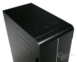Lian Li TYR Super-Case PC-X2000BW – Port-Kit geschlossen