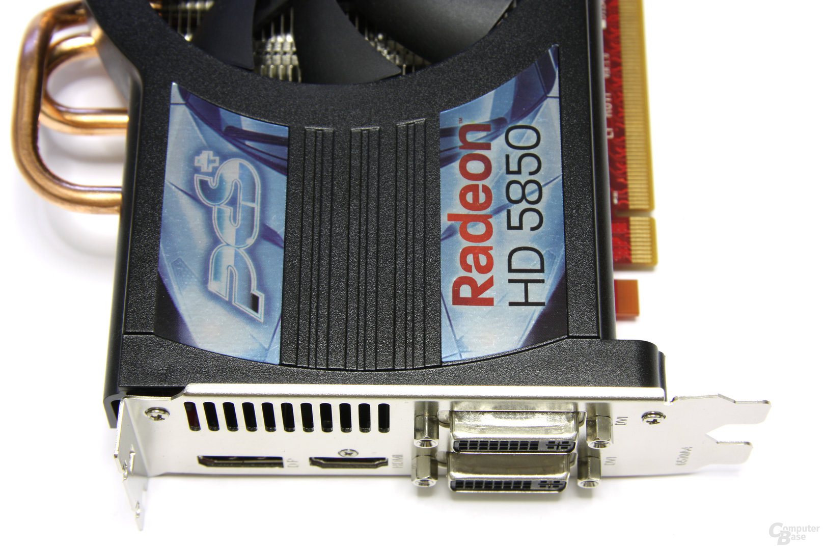 Radeon HD 5850 PCS+ Anschlüsse