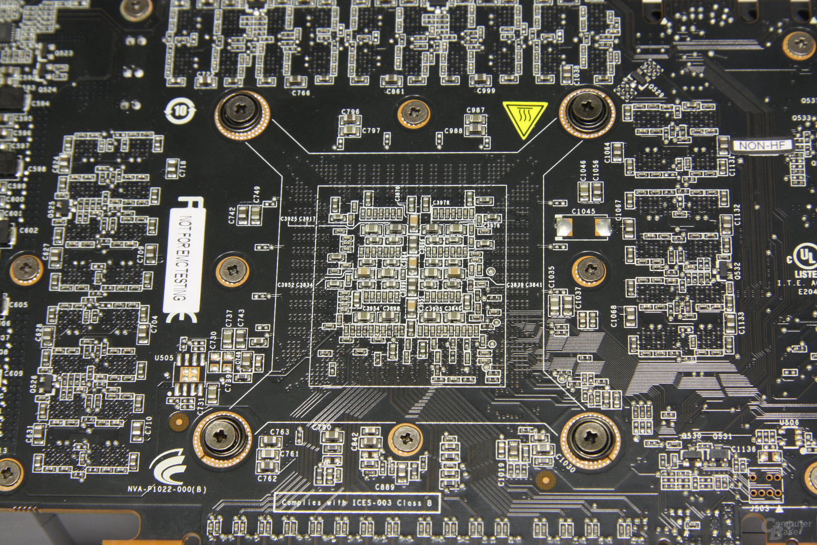 GeForce GTX 480 GPU-Rückseite