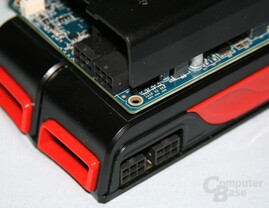 Stromstecker Sapphire HD 5870 zum Referenzmodell