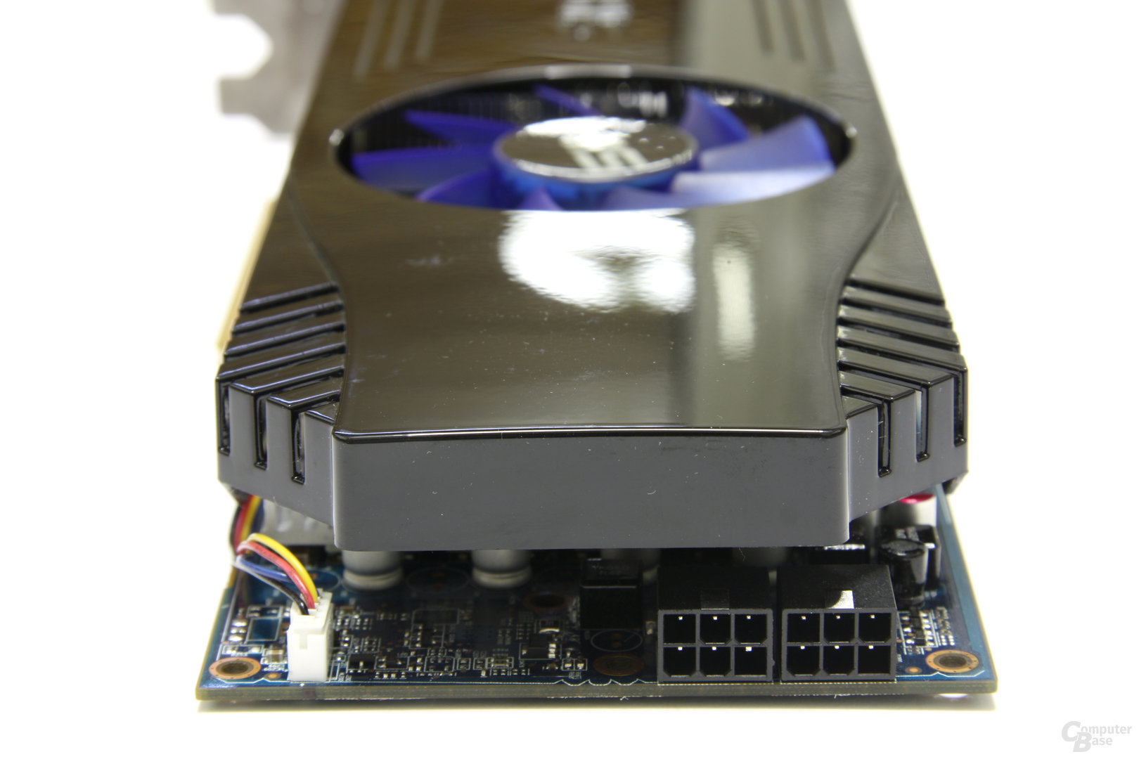 Radeon HD 5870 iCooler V Turbo Stromanschlüsse