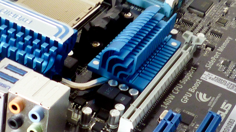 AMDs 890GX-Chipsatz im Test: 4 Boards von Asus, Gigabyte und Co.