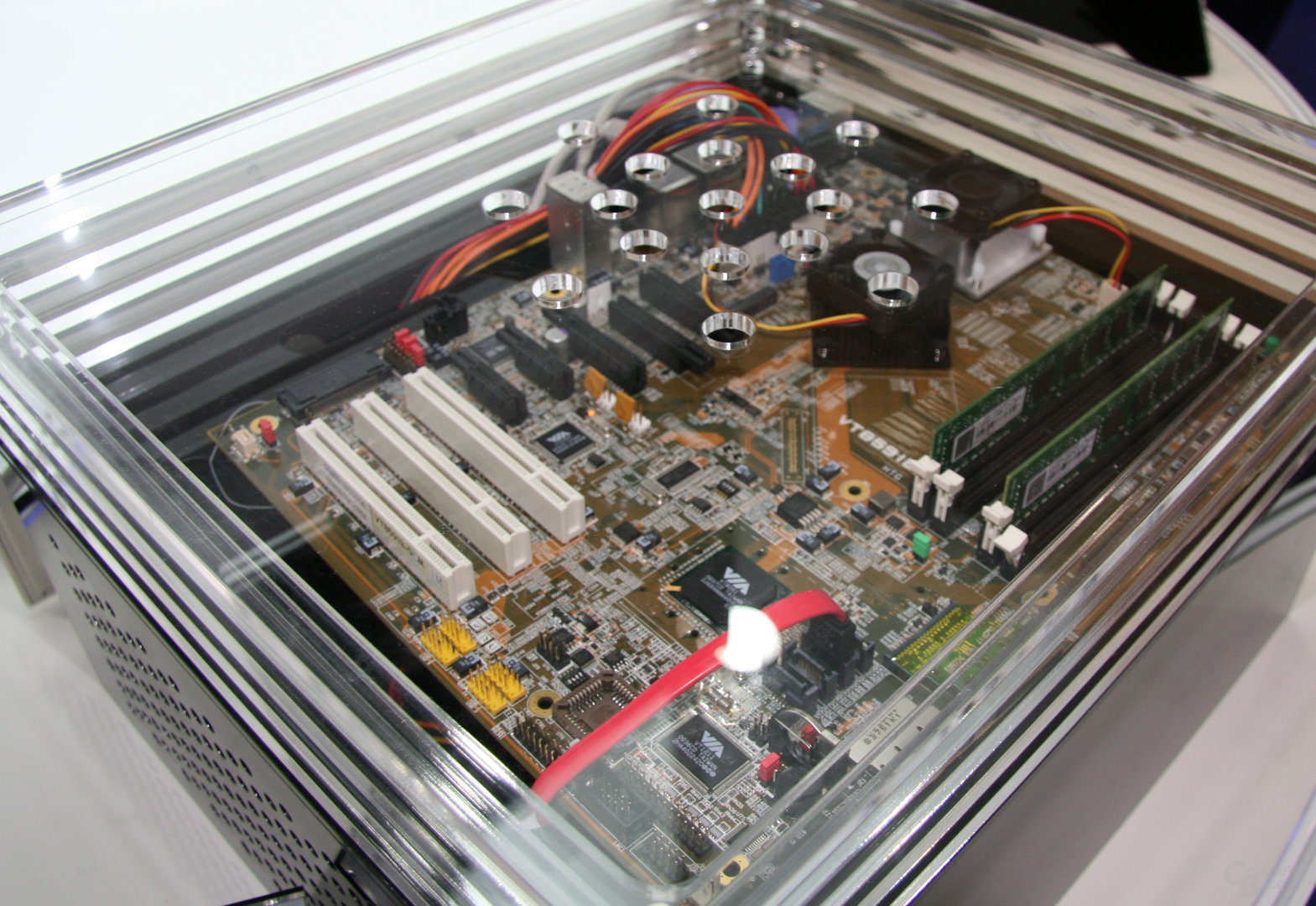 VIA Nano DC auf der Computex 2010