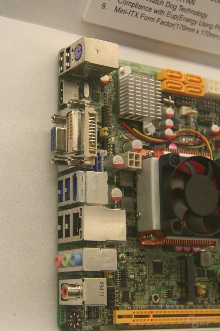 Jetways Mini-ITX-Board mit HM55-Chipsatz