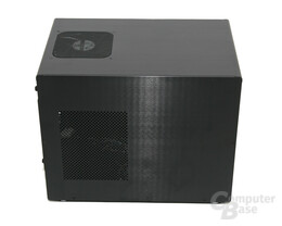 Lian Li PC-Q08 – Seitenansicht links