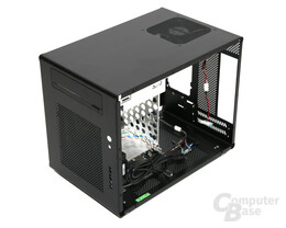 Lian Li PC-Q08 – Innenraum hinten rechts